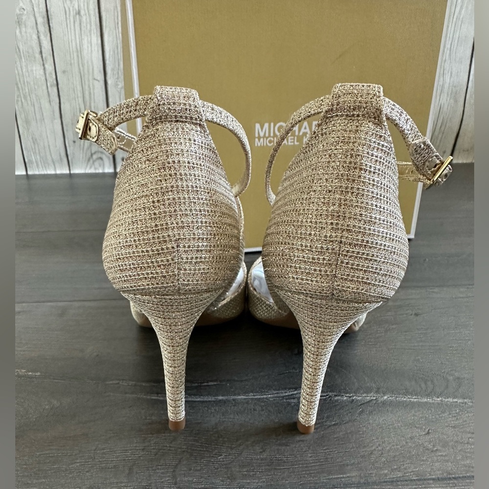 Michael Michael Kors Adela Flex Pump - Picture 4 of 6